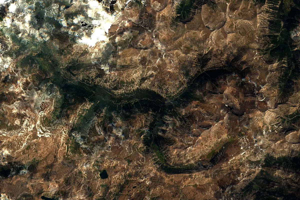 Yellowstone River: satellite view of the source