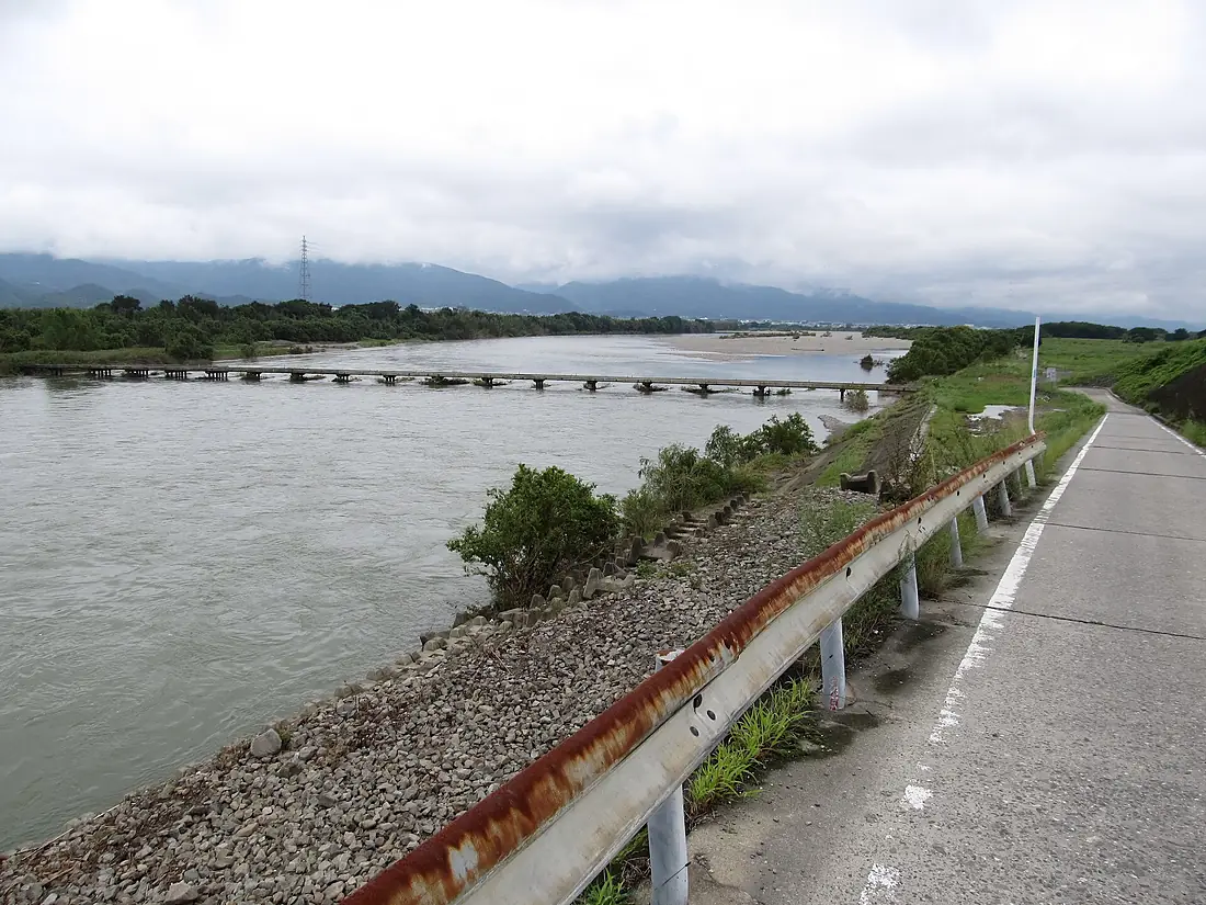 Kawashima bridge built over Yoshinogawa river