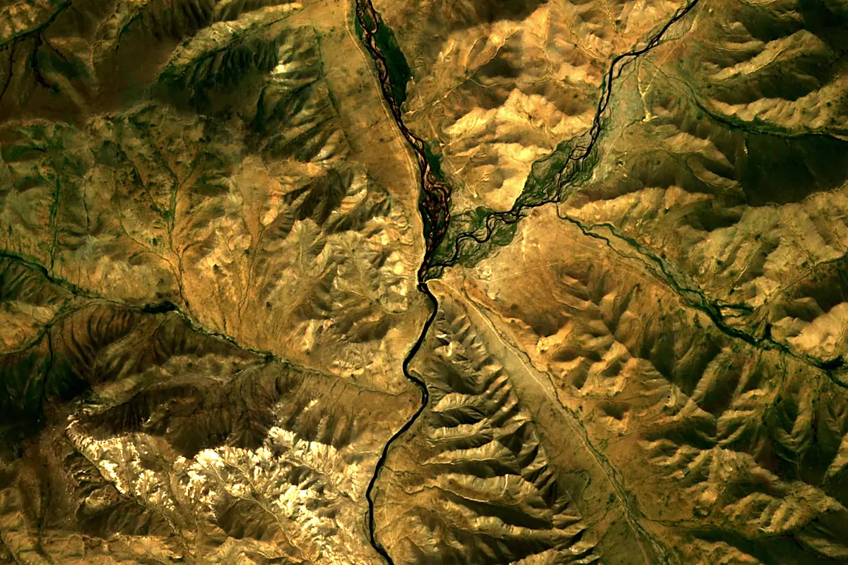 Zavkhan River: satellite view of the source