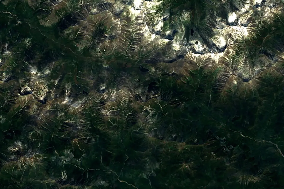 Zeya: satellite view of the source